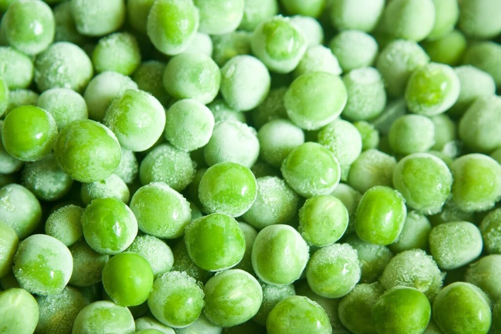 frozen veggies are healthy-like these frozen peas